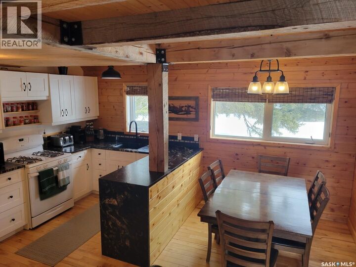 Property Photo:  901 Brightsand Place  SK S0M 2T0 