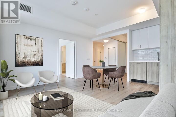 Property Photo:  1195 The Queensway 905  ON M8Z 1R7 