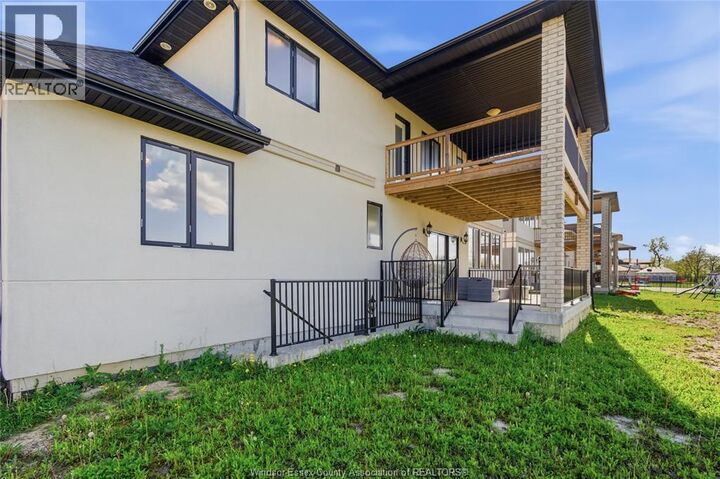 Property Photo:  336 Benson Court  ON N9V 0A8 