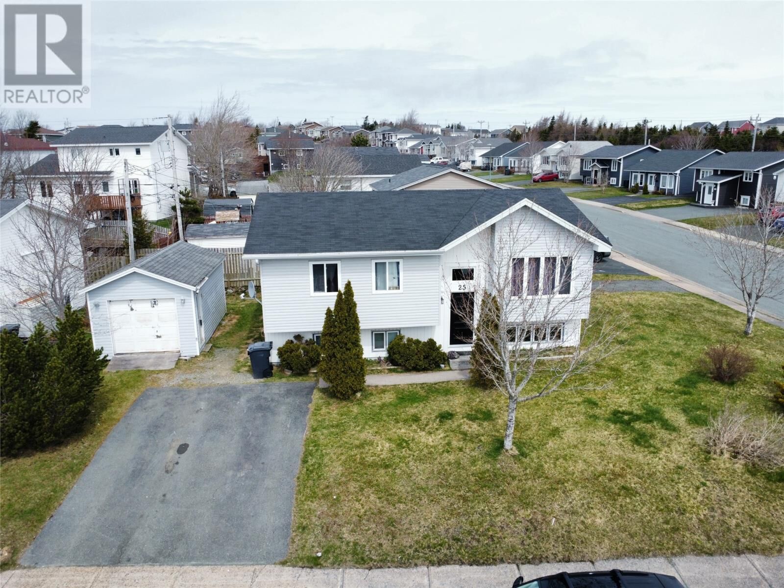 Property Photo:  25 Ellesmere Avenue  NL A1L 1E8 