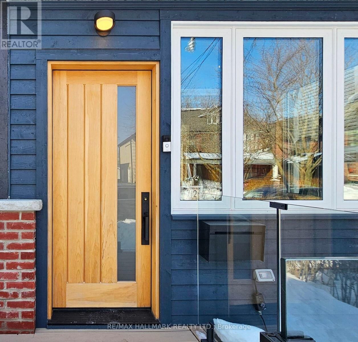 Property Photo:  72 Hastings Avenue  ON M4L 2L2 