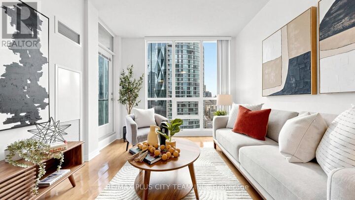 Property Photo:  16 Yonge Street 2604  ON M5E 2A1 
