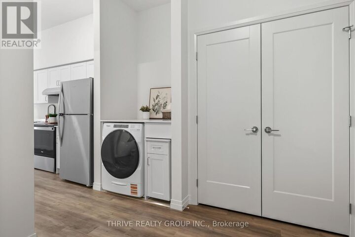 Property Photo:  373 Hill Street 205  ON N6B 1E3 