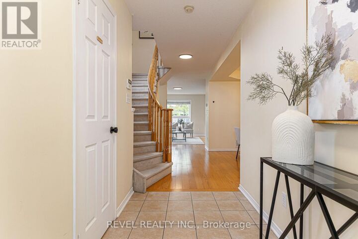 Property Photo:  150 Lady May Drive  ON L1R 3M4 