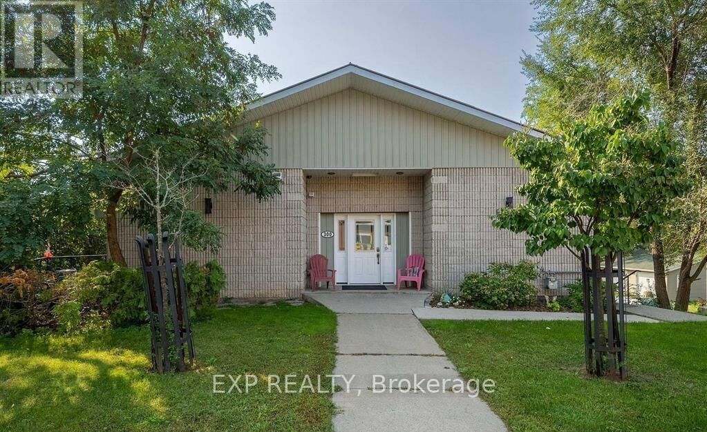 Property Photo:  300 Main Street 8  ON K0K 1X0 
