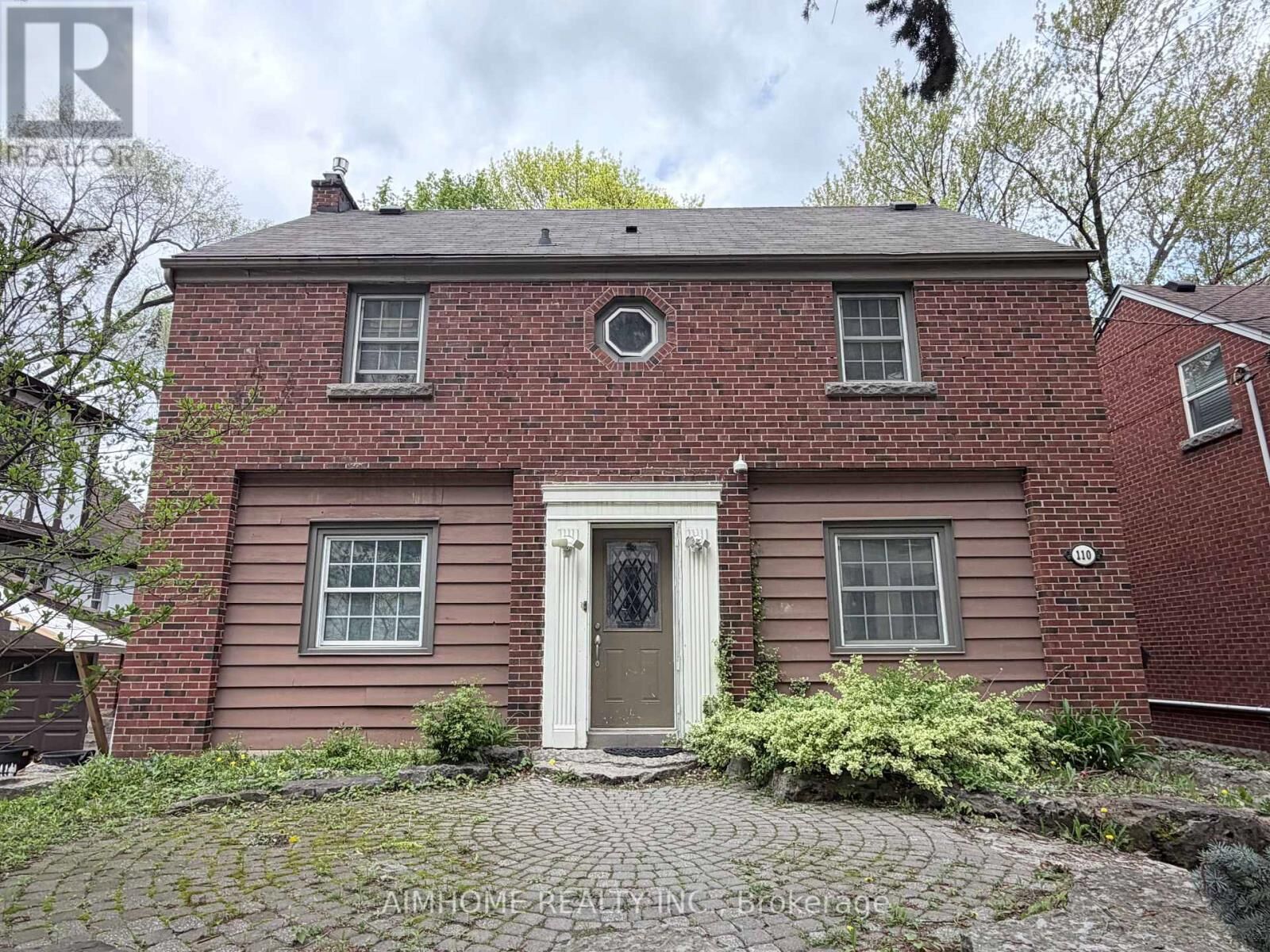 Property Photo:  110 Traymore Avenue  ON L8S 1R7 