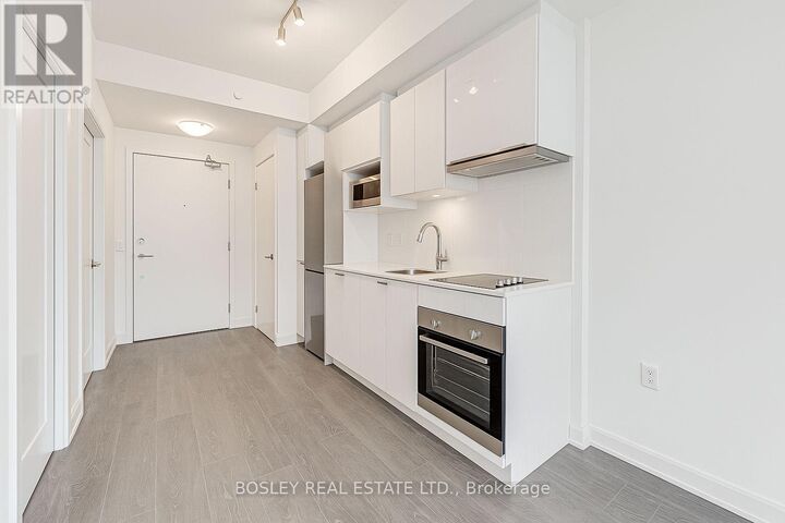 Property Photo:  195 Redpath Avenue Lph13  ON M4P 0E4 