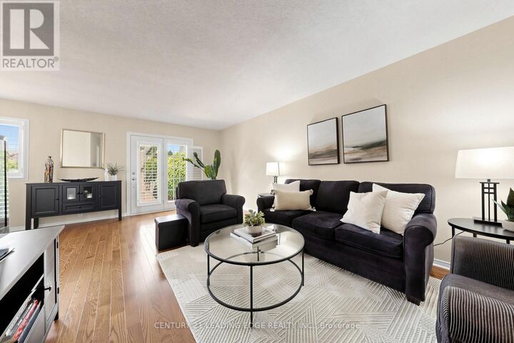 Property Photo:  5 Madsen Crescent  ON L3R 4P2 