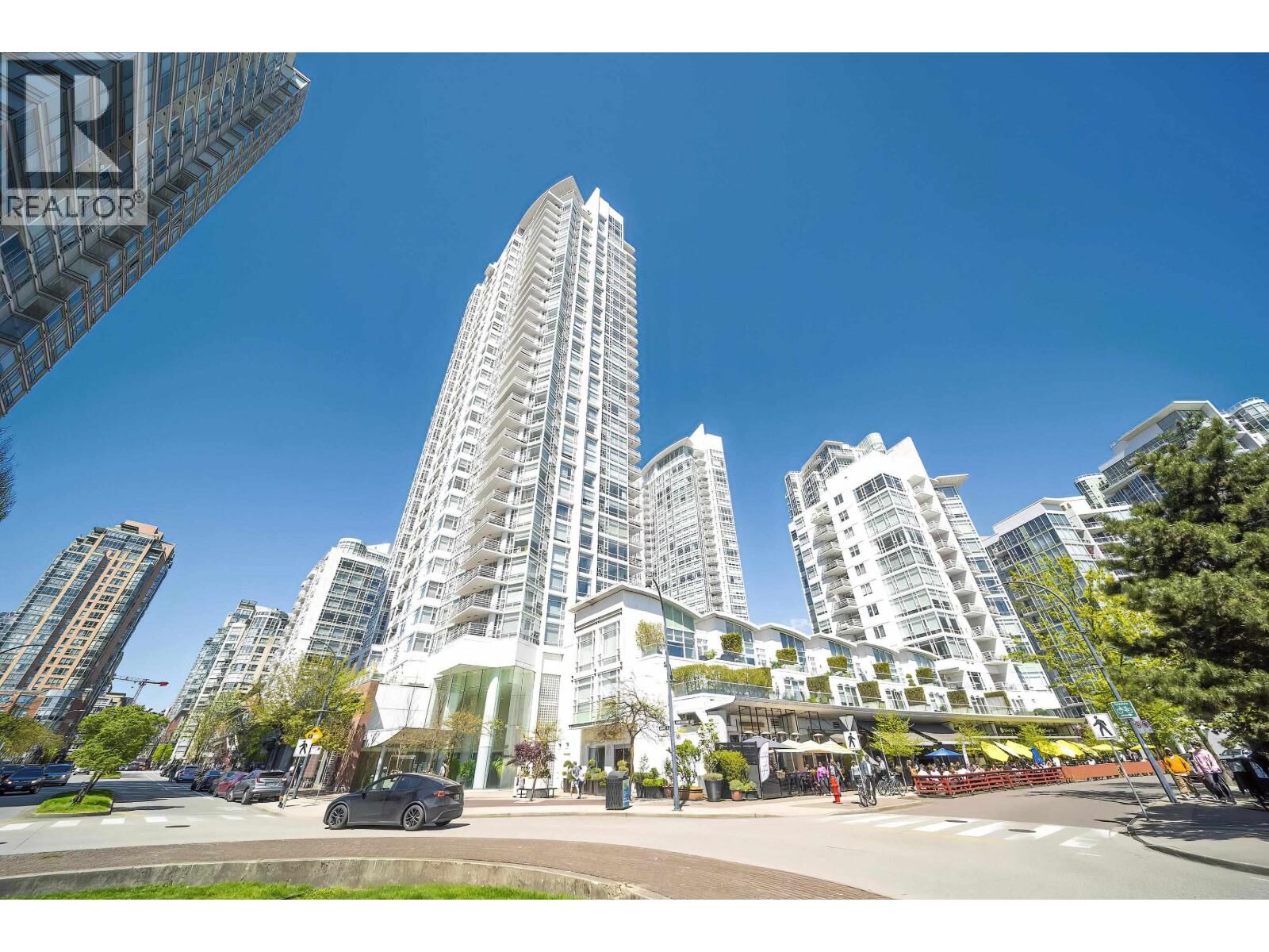 Property Photo:  1199 Marinaside Crescent 902  BC V6Z 2Y2 