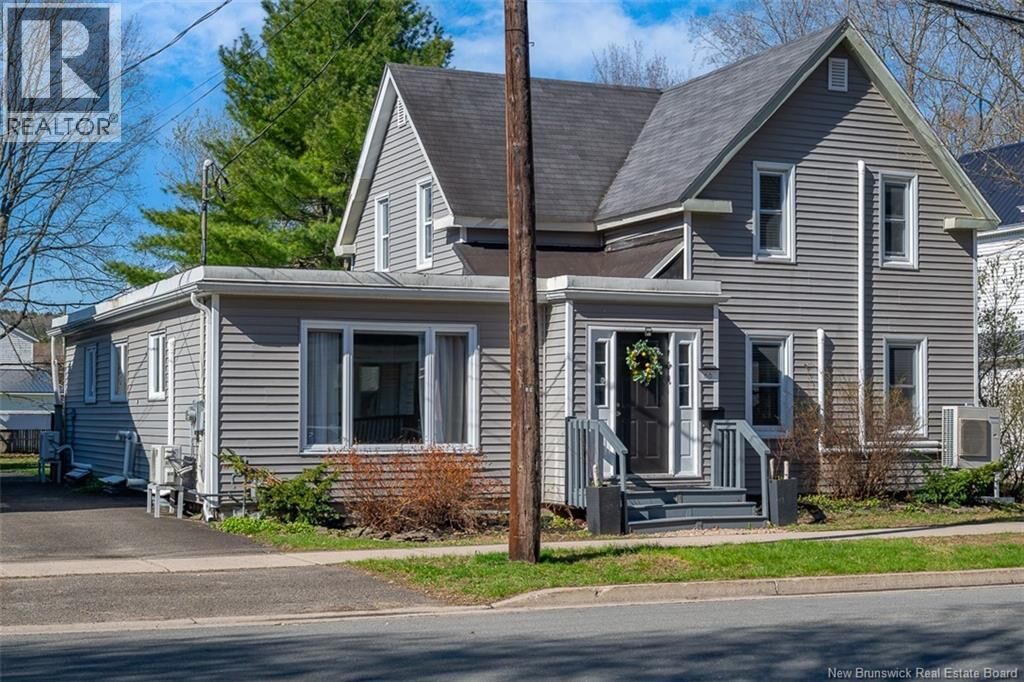 Property Photo:  66 Charlotte Street  NB E3B 1K9 