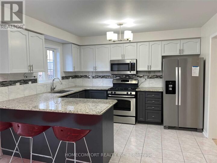 Property Photo:  95 Ferncliffe Crescent  ON L3S 4N6 