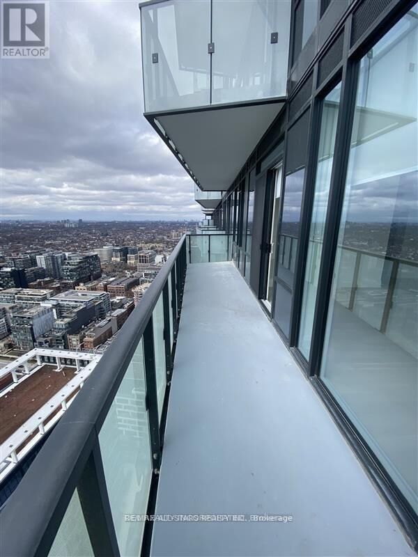 Property Photo:  470 Front Street West 3513  ON M5V 0V6 