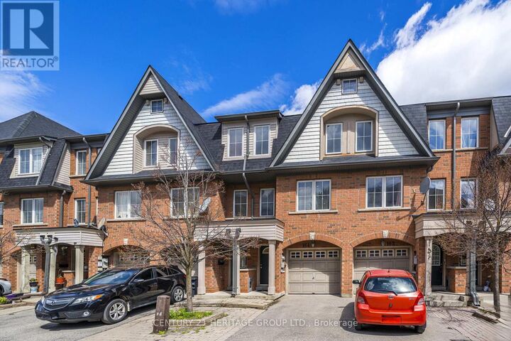 Property Photo:  164 Jenkinson Way  ON M1P 5H4 