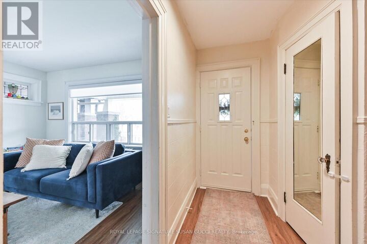 Property Photo:  31 Lesmount Avenue  ON M4J 3V5 