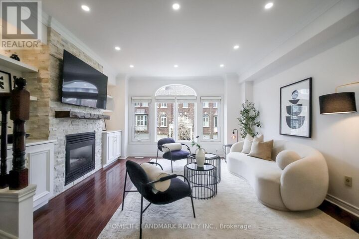 Property Photo:  34 Mendota Road 9  ON M8Y 1E8 