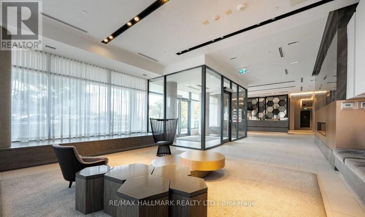 Property Photo:  128 Fairview Mall Drive 910  ON M2J 0E8 