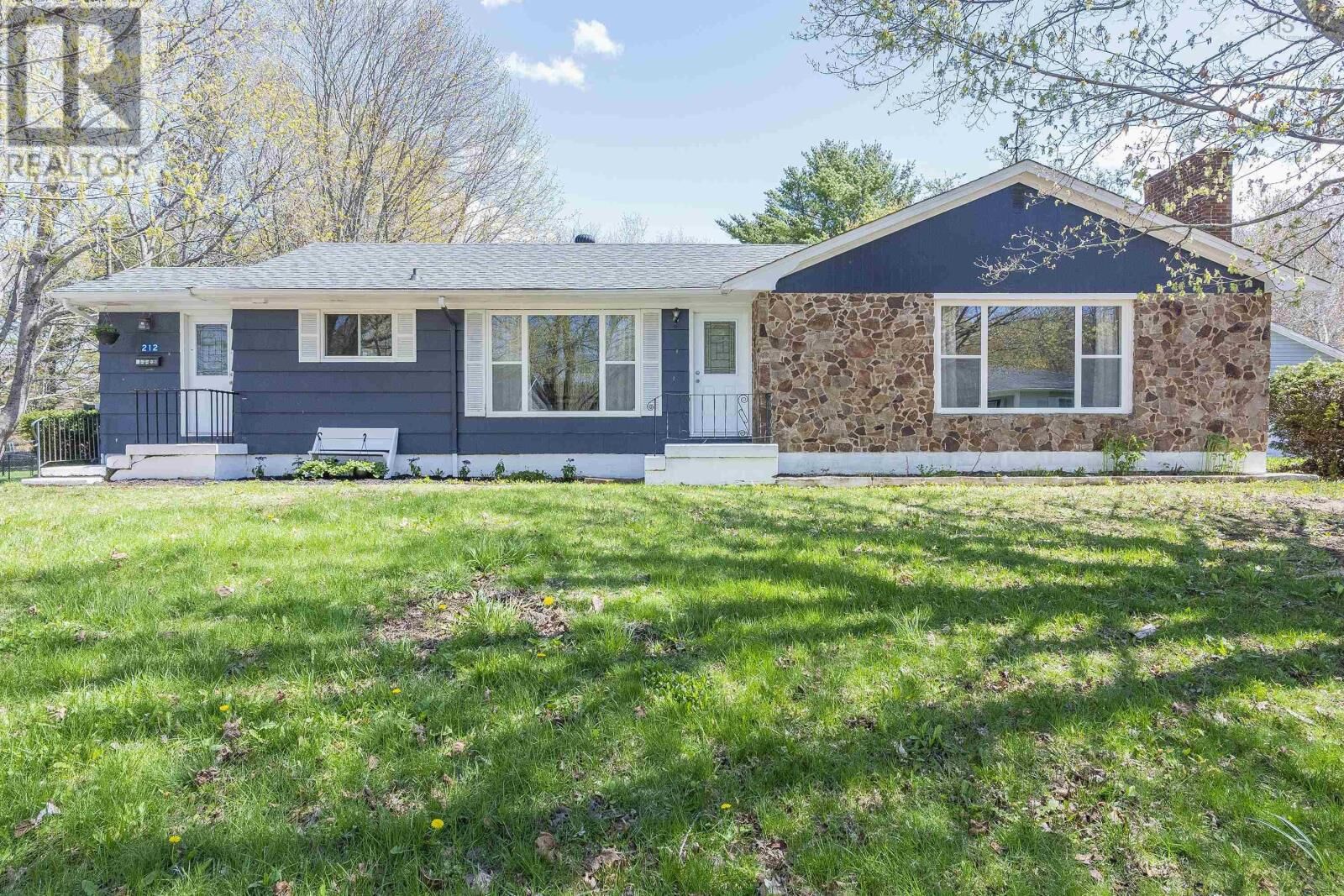 Property Photo:  Marsters Avenue 212  NS B0P 1E0 