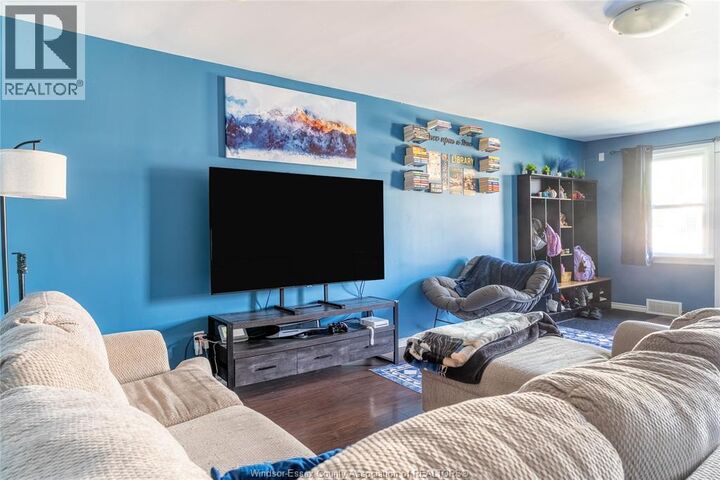 Property Photo:  1707 Albert  ON N8Y 3R6 
