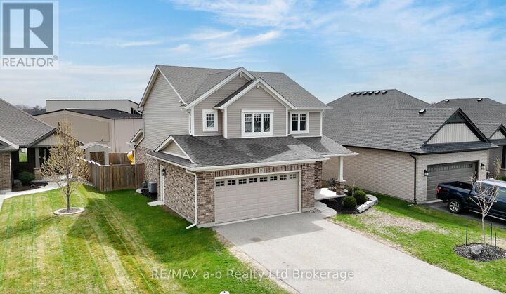 Property Photo:  16 Nancy Court  ON N4G 4G8 