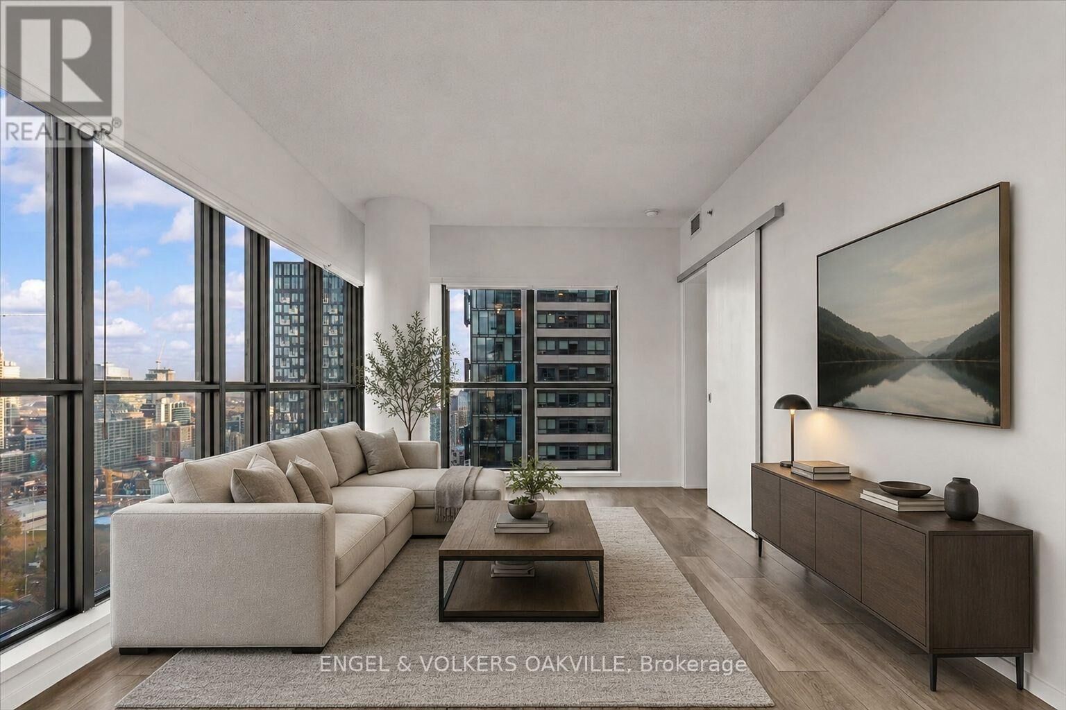 Property Photo:  159 Dundas Street East 2405  ON M5B 0A9 