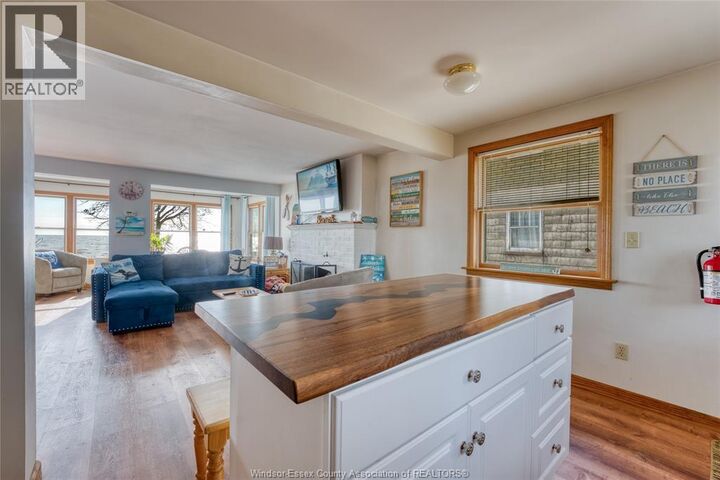 Property Photo:  1049 Heritage Road  ON N9Y 2E6 
