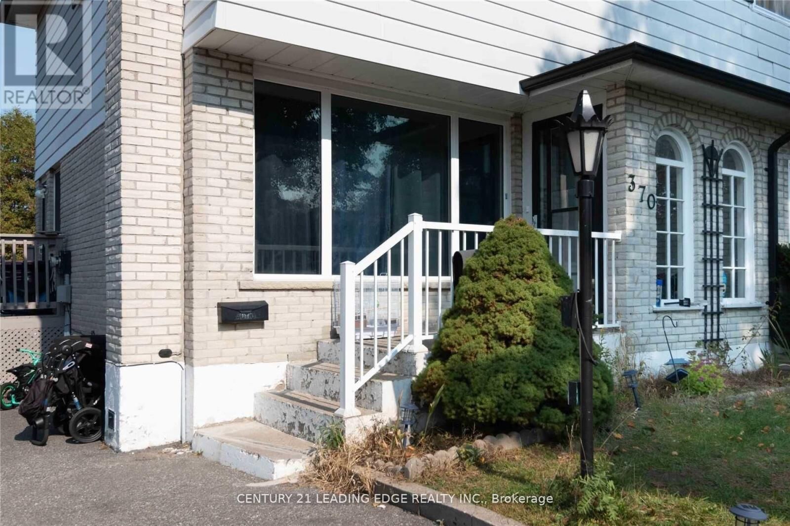 Property Photo:  370 Durham Court  ON L1J 1W9 
