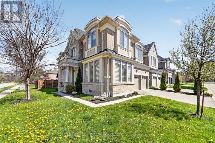 Property Photo:  1815 Fairport Road 1  ON L1V 0E3 