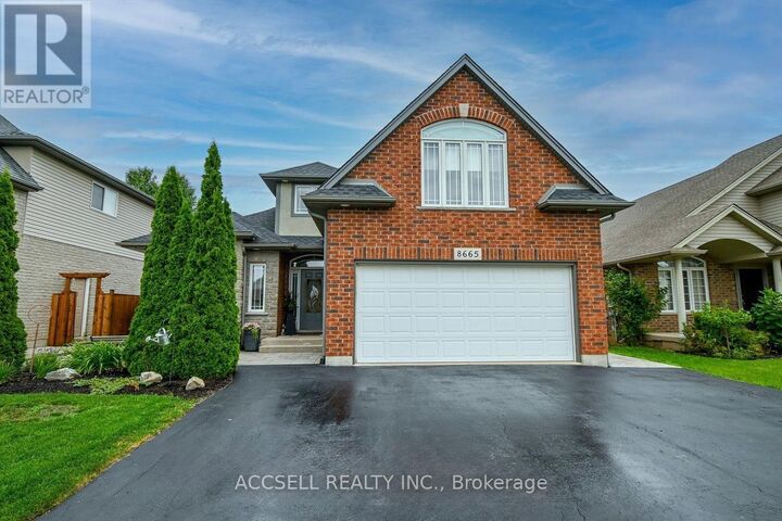 Photo de la propriété:  8665 Westport Drive  ON L2H 0A3 