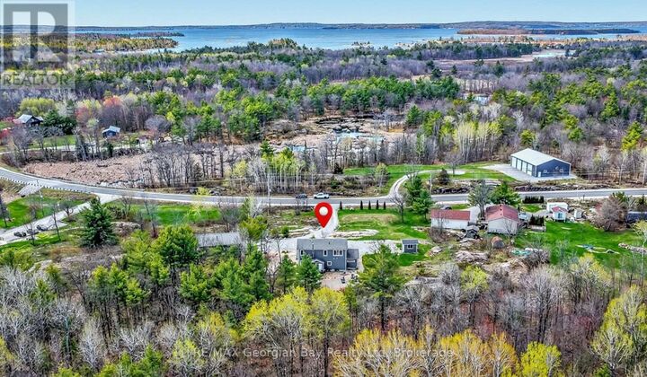 Property Photo:  1432 Honey Harbour Road  ON L0K 1S0 