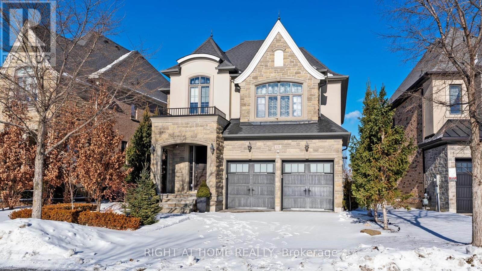 Property Photo:  131 Robert Berry Crescent  ON L7B 0M3 