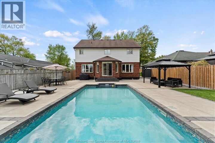 Property Photo:  570 Jarvis Avenue  ON N8P 1C9 