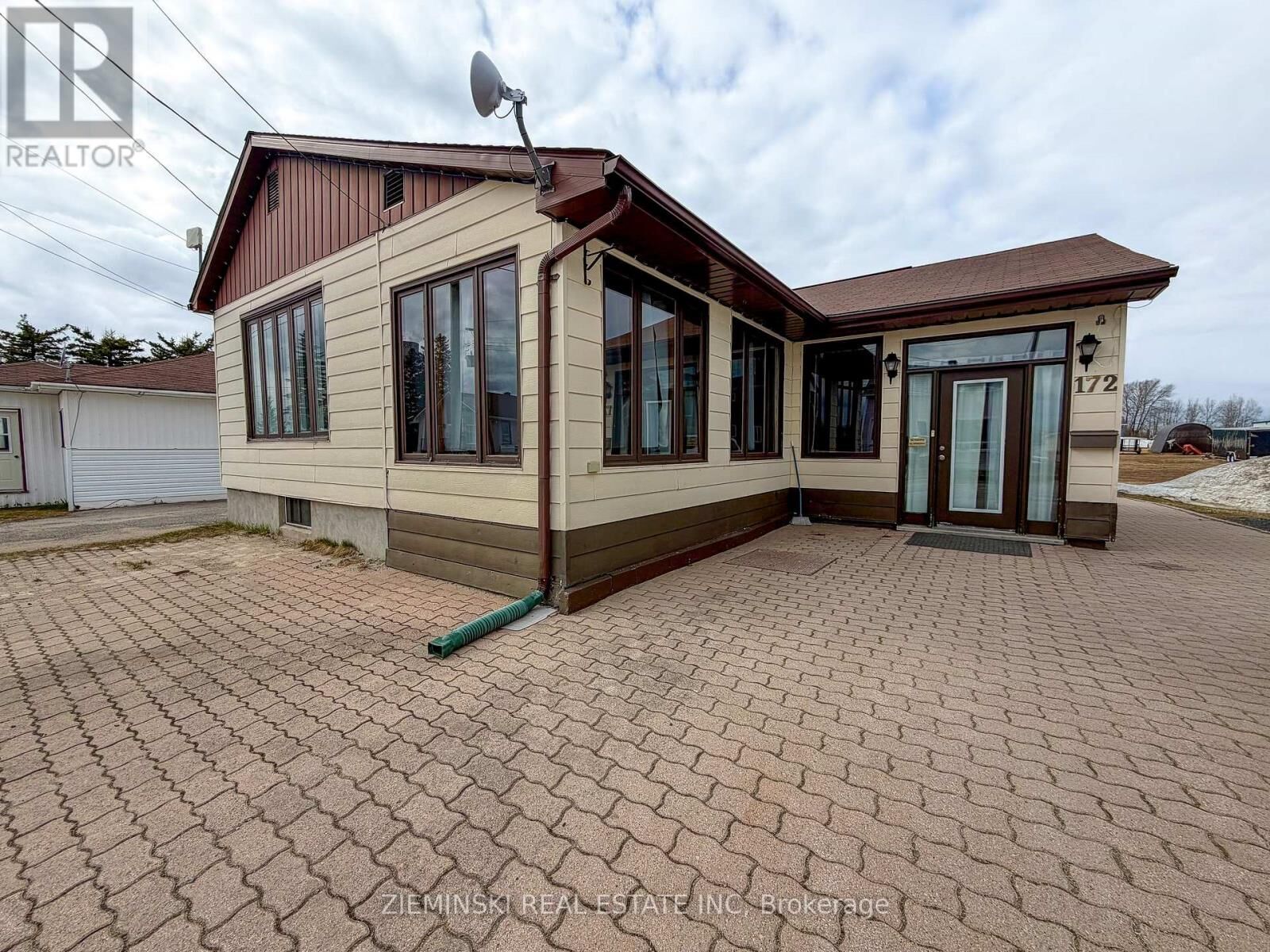 Property Photo:  172 Elaine Avenue  ON P0L 2B0 