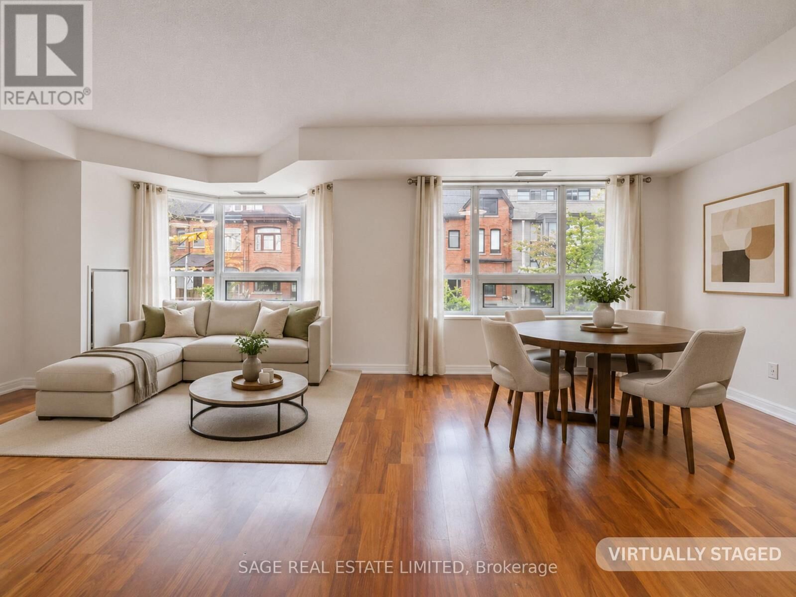 Property Photo:  18 Beverley Street 209  ON M5T 3L2 
