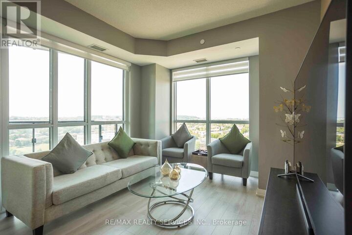 Property Photo:  35 Watergarden Drive West 918  ON L5R 0G8 