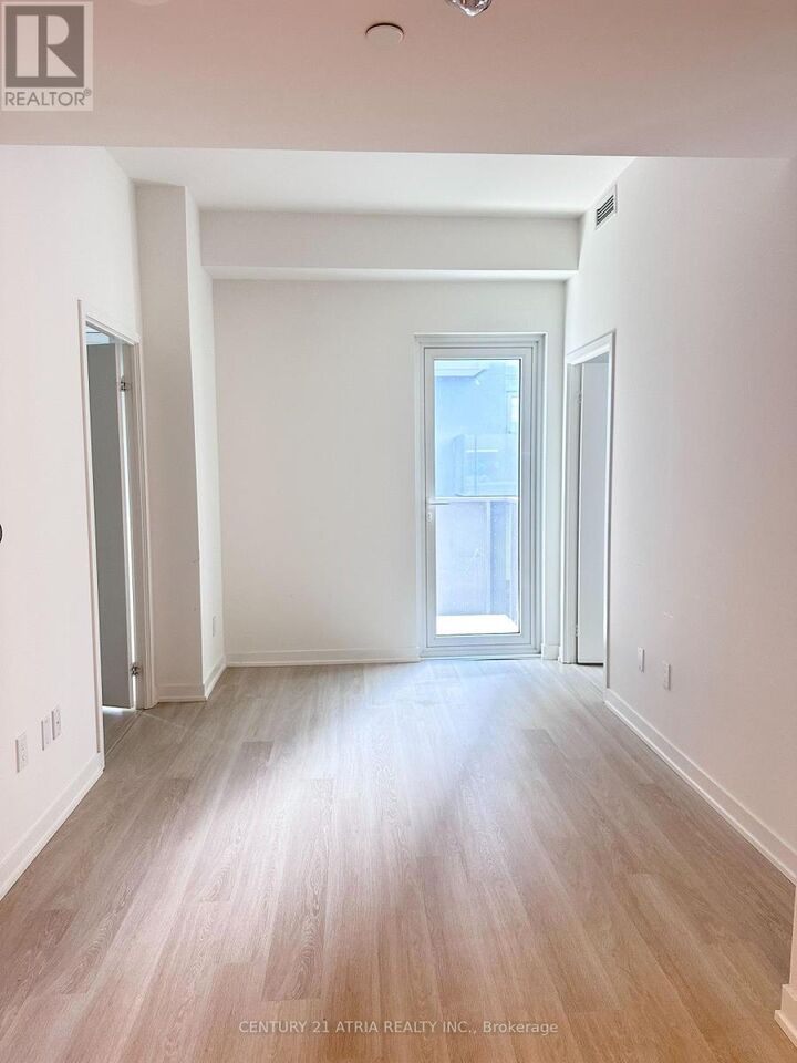 Property Photo:  500 Wilson Avenue 519  ON L5A 1W4 