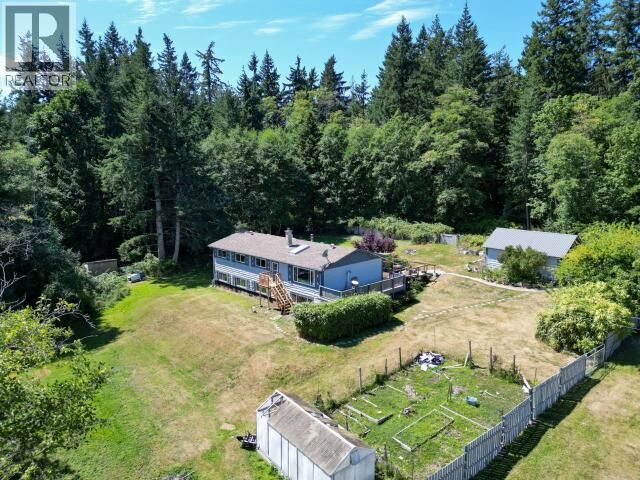 Property Photo:  3008 Ash Street  BC V0N 1W0 