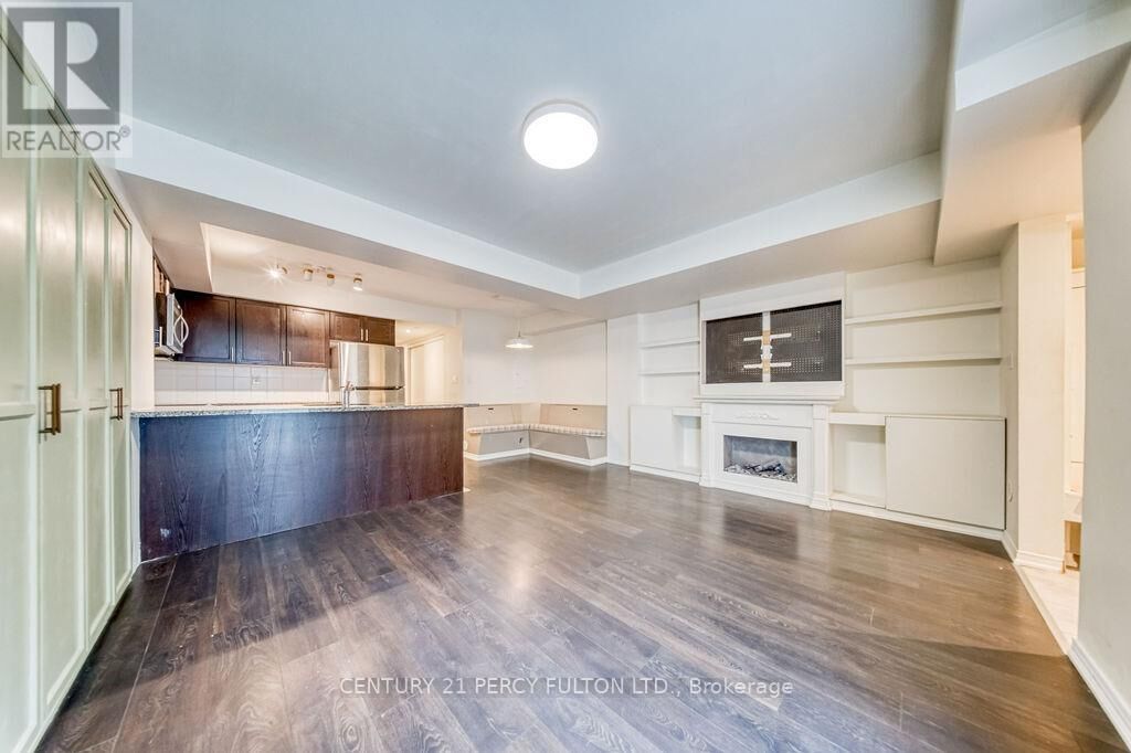 Property Photo:  3 Applewood Lane West 103  ON M9C 0C1 