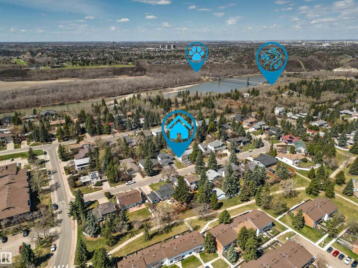 Property Photo:  5115 151 Street NW  AB T6H 4Z9 
