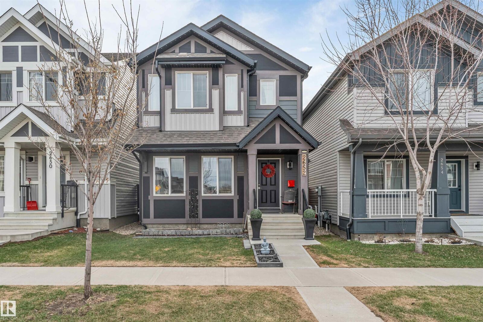 Property Photo:  2652 Maple Way NW  AB T6T 2G3 