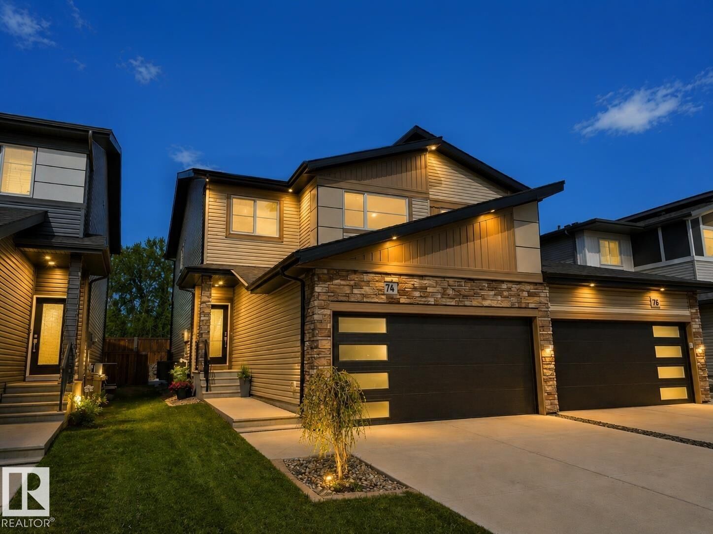 Property Photo:  74 Royal Street  AB T8N 7X4 