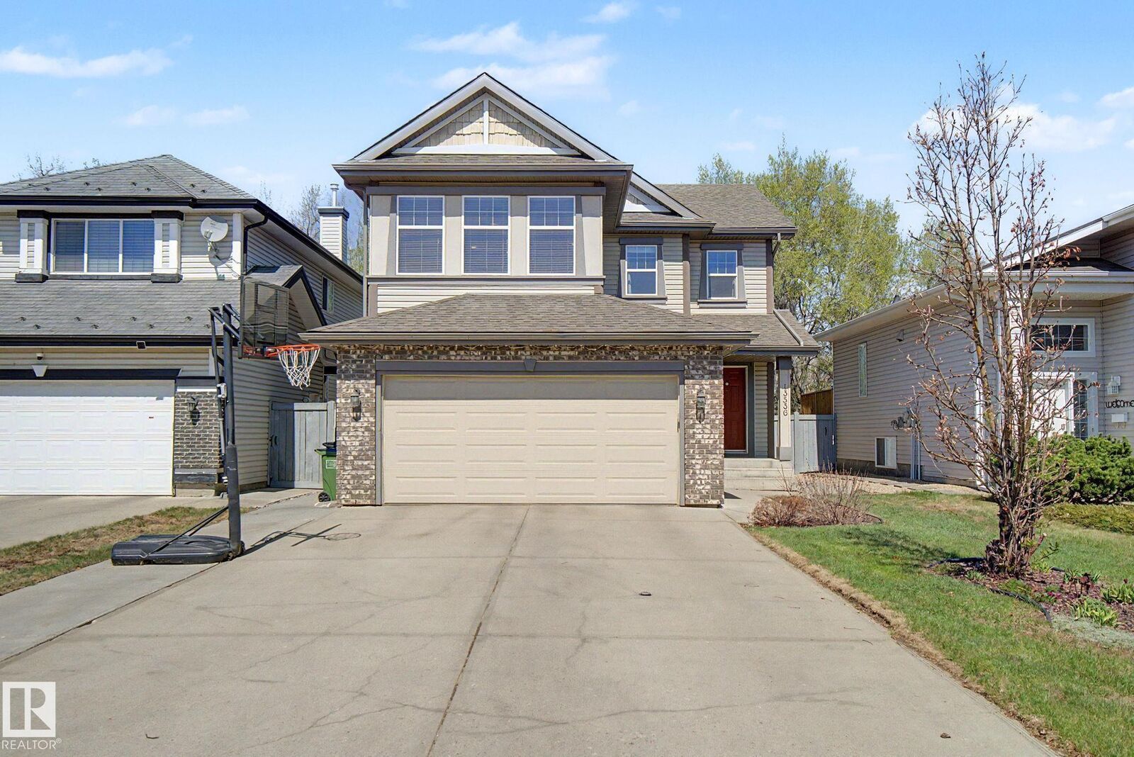 Property Photo:  13536 149A Avenue NW  AB T6V 1M3 