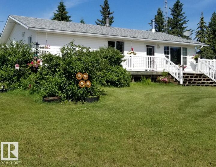 Property Photo:  56320 Rng Rd 55  AB T0A 1A0 