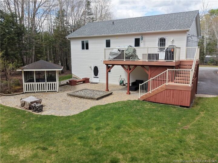 Property Photo:  173 Fernwood Drive  NB E3A 9N9 