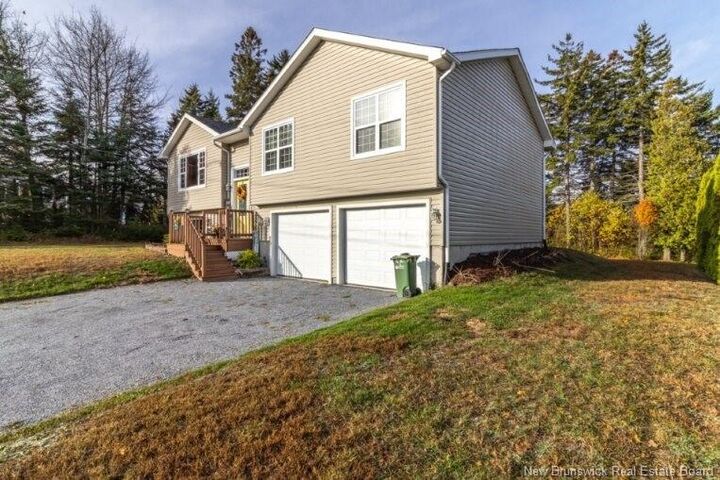 Property Photo:  16 Banshee Court  NB E2G 0A5 