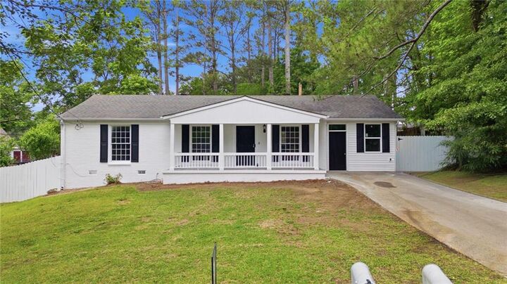 Property Photo: 4190 Conley Circle GA 30288