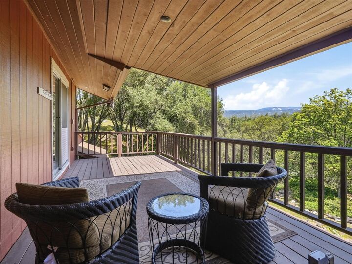 Property Photo: 49628 Stillmeadow Drive CA 93644