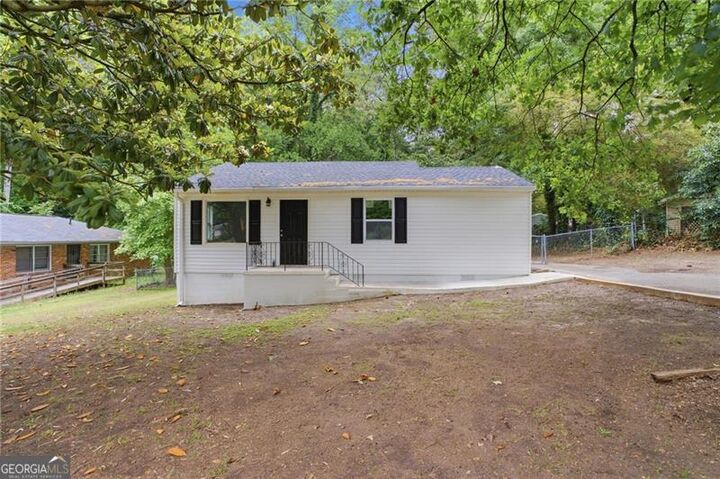 Property Photo: 5160 Ellen Street GA 30297