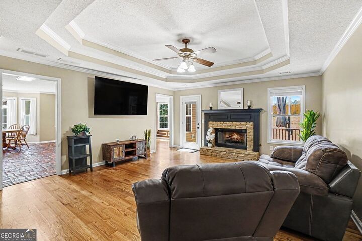 Property Photo:  902 Cobblestone Trail  GA 30114 