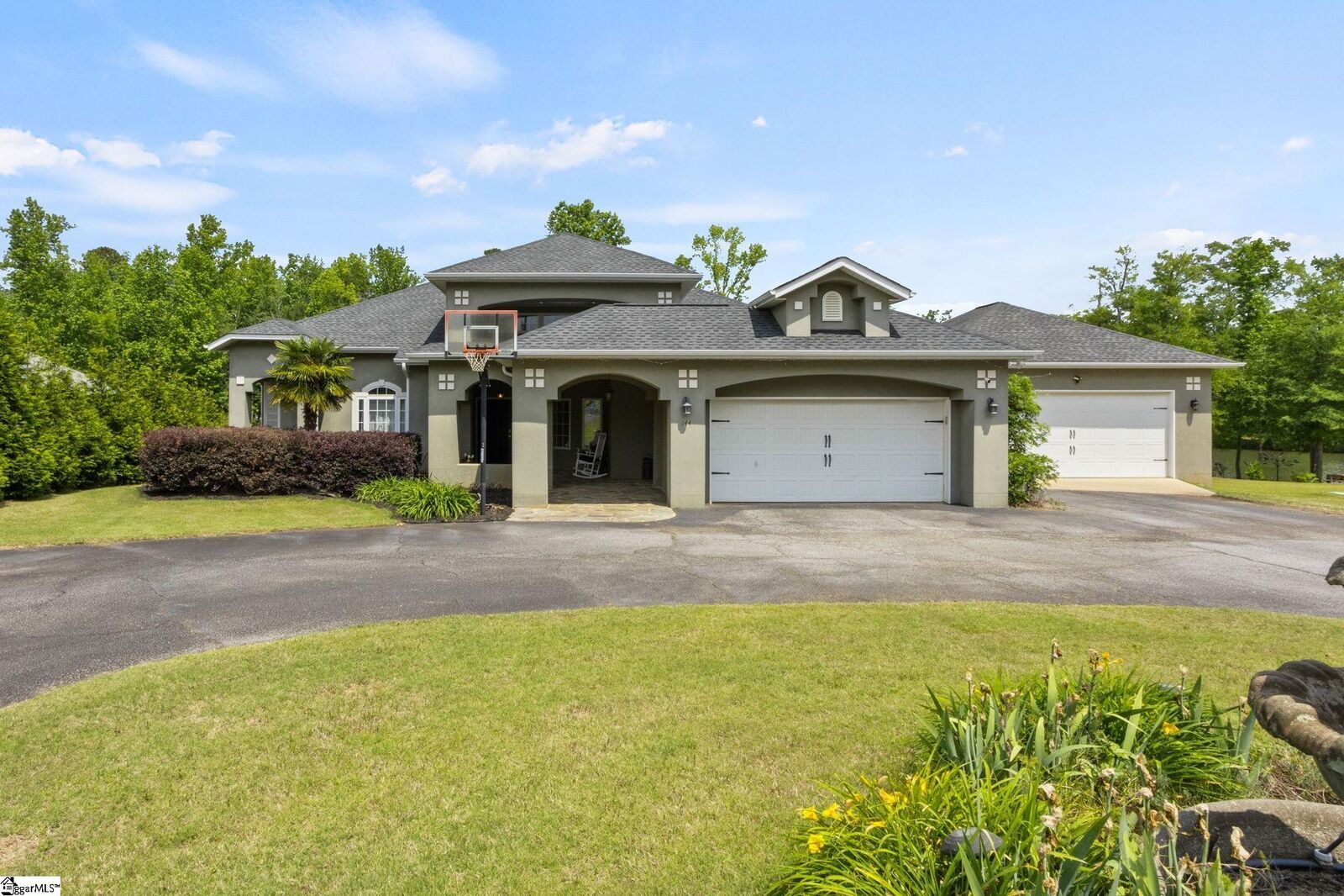 Property Photo: 144 Lake Lyman Heights Road SC 29365