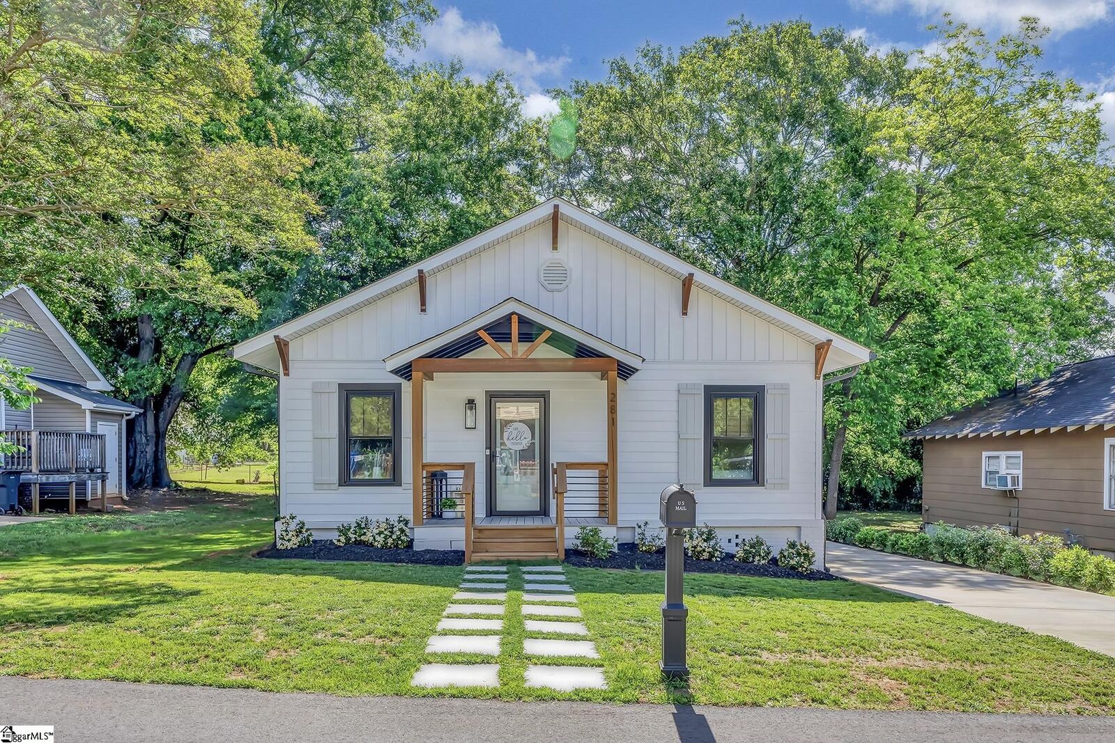 Property Photo:  281 Moore Street  SC 29605 